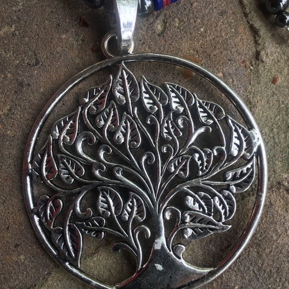 Colorful, long tree of life necklace - Picture 6 of 8